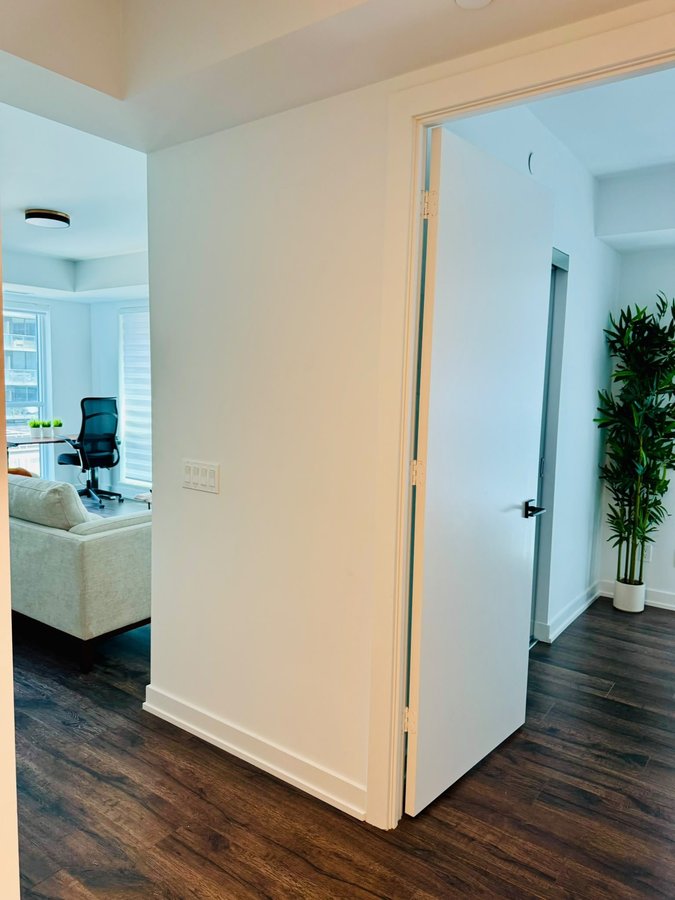 327 King Street West - Photo 5