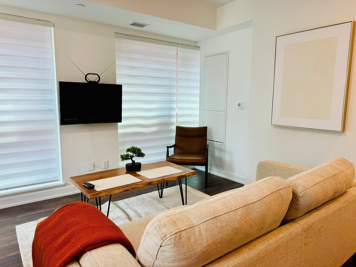 327 King Street West - Photo 9