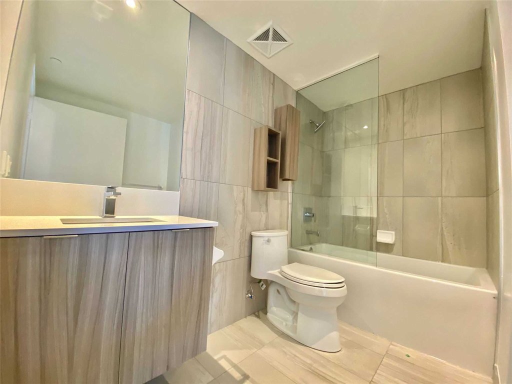 195 Redpath Avenue - Photo 9