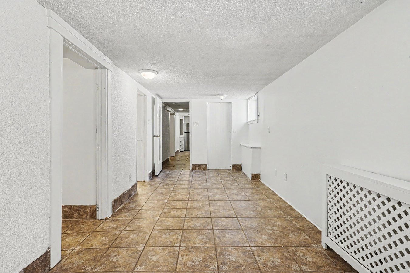 130 Lauder Avenue - Photo 5