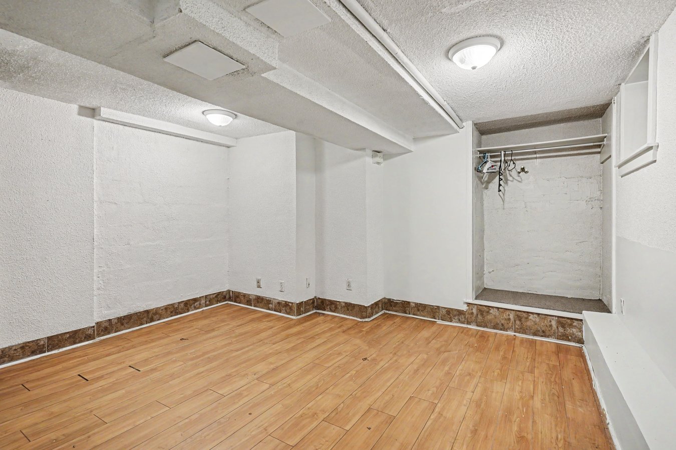 130 Lauder Avenue - Photo 10