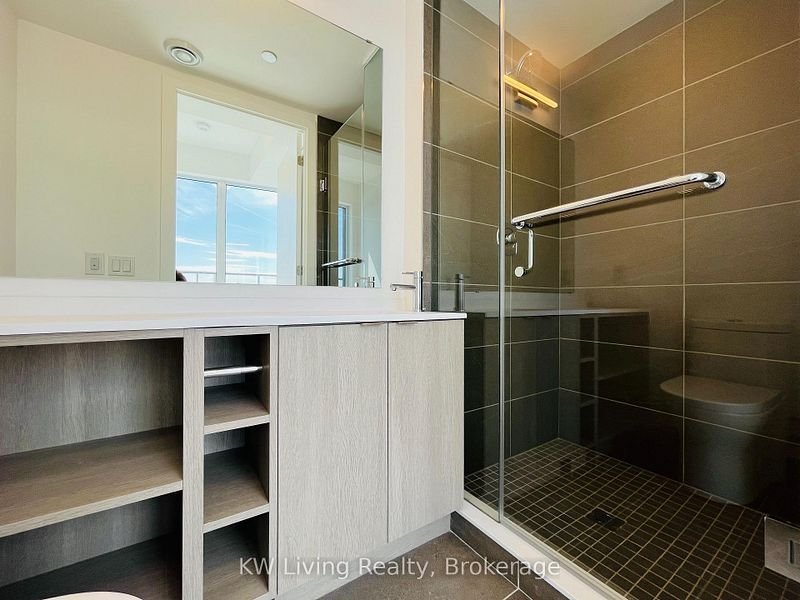 100 Queen Street East - Photo 8