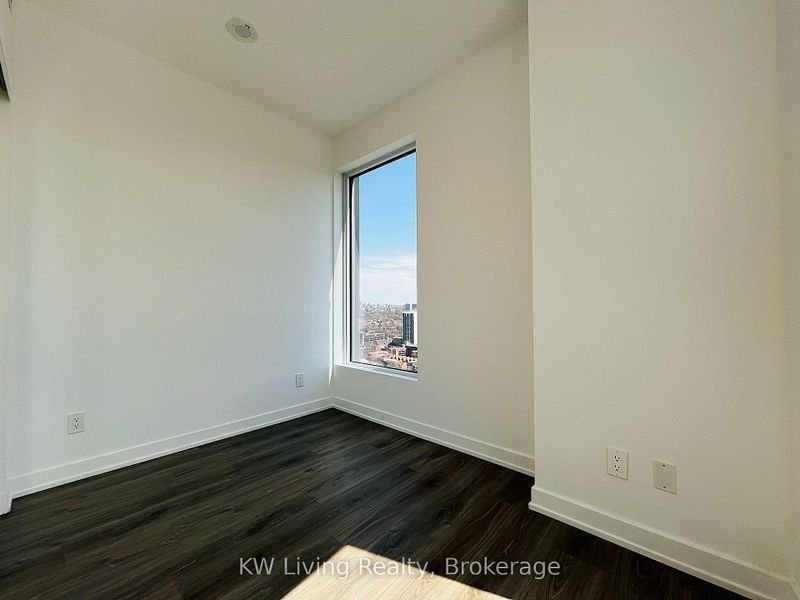 100 Queen Street East - Photo 7