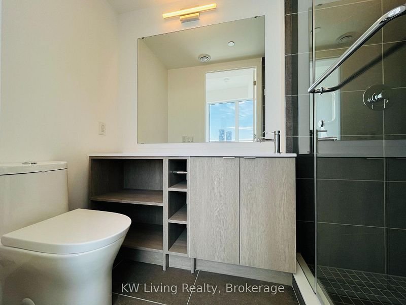 100 Queen Street East - Photo 9
