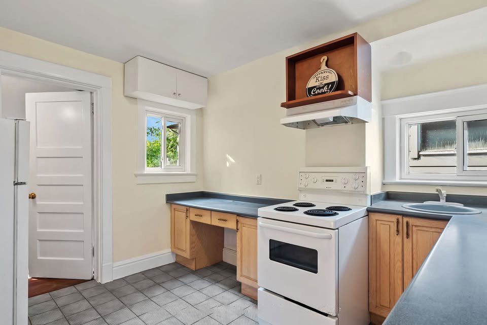 234 Keele Street - Photo 5