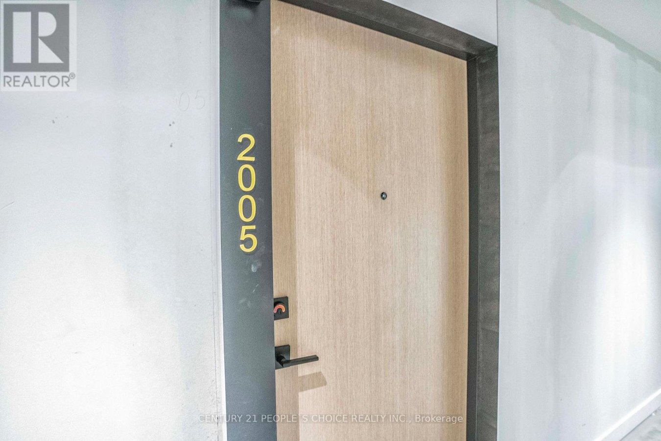 2005 - 36 ZORRA STREET - Photo 5