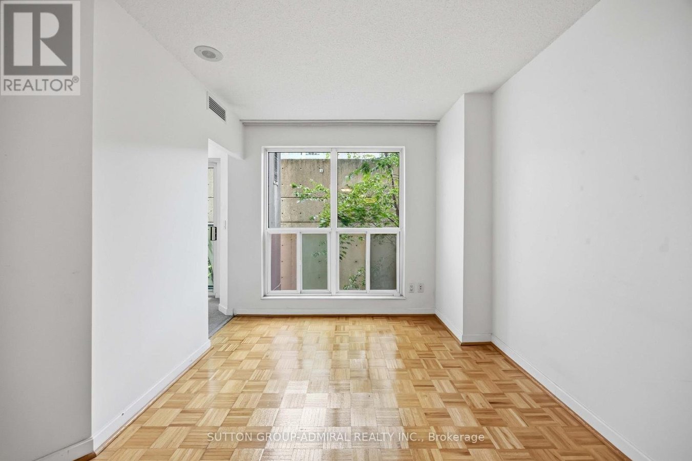 1713 - 8 PARK ROAD - Photo 8