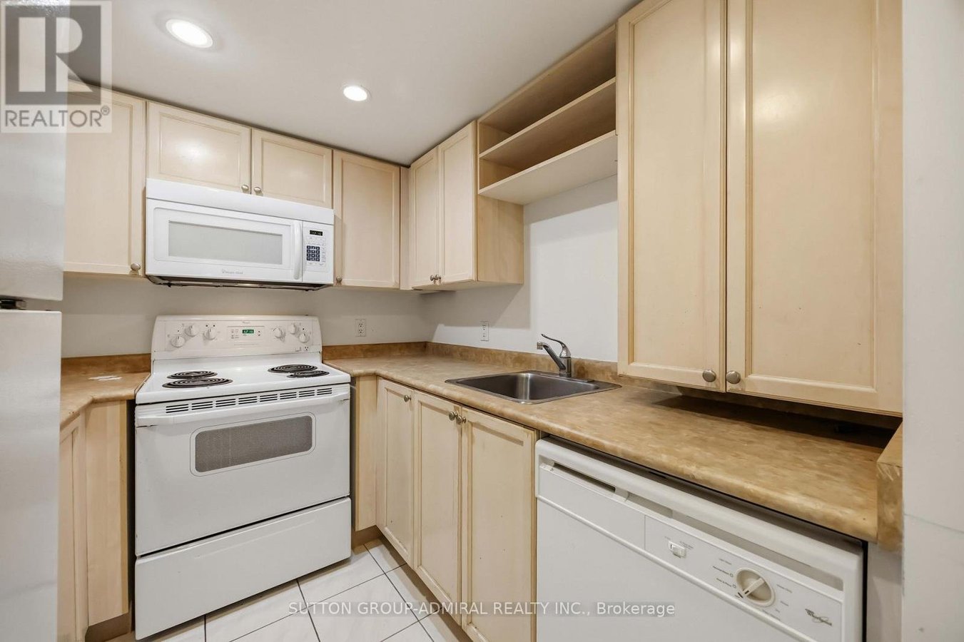 1713 - 8 PARK ROAD - Photo 13