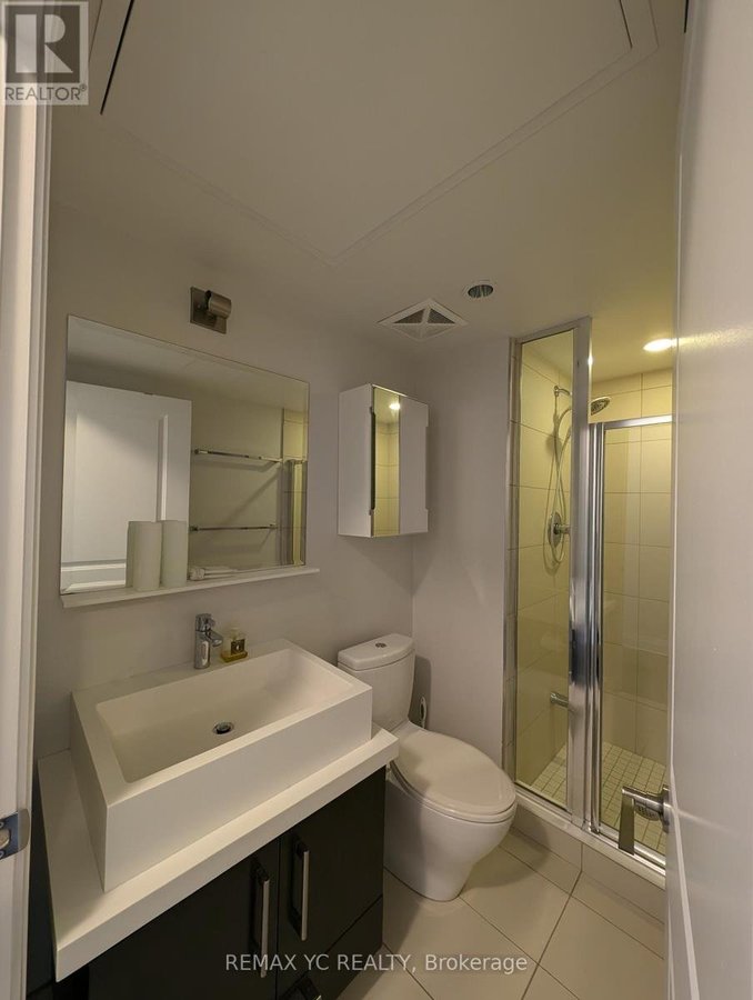 907 - 1080 BAY STREET - Photo 3