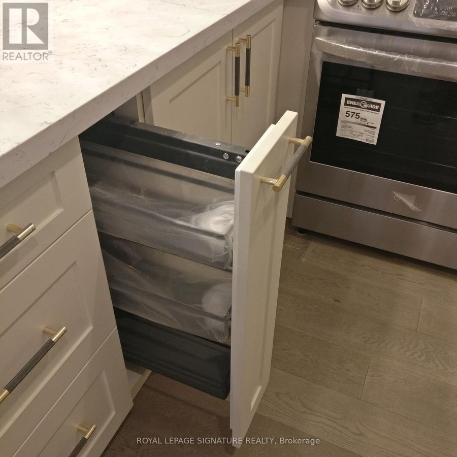 LOWER - 594 BIRCHMOUNT ROAD - Photo 2
