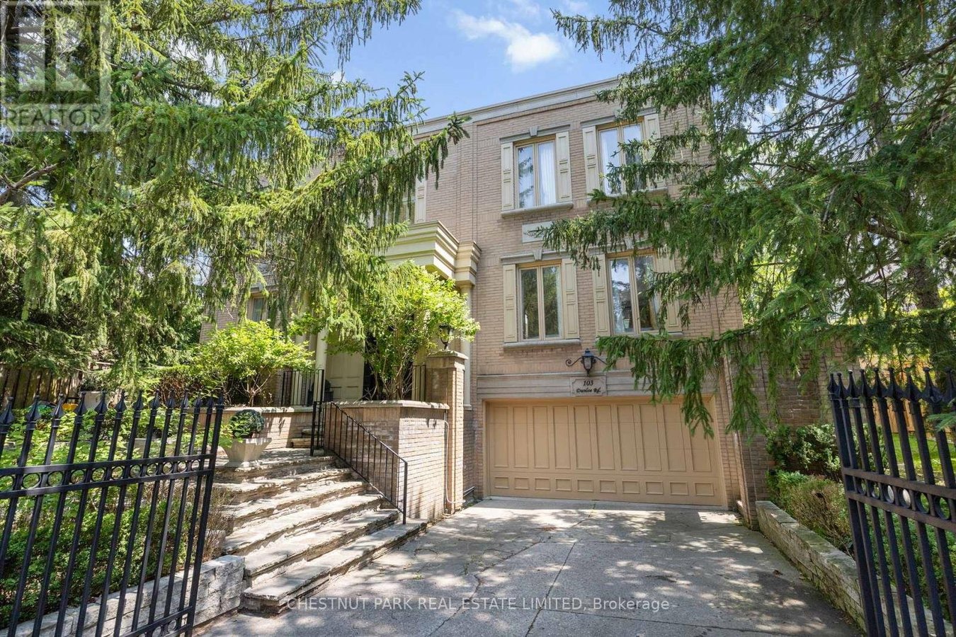 103 DUNLOE ROAD - Photo 1