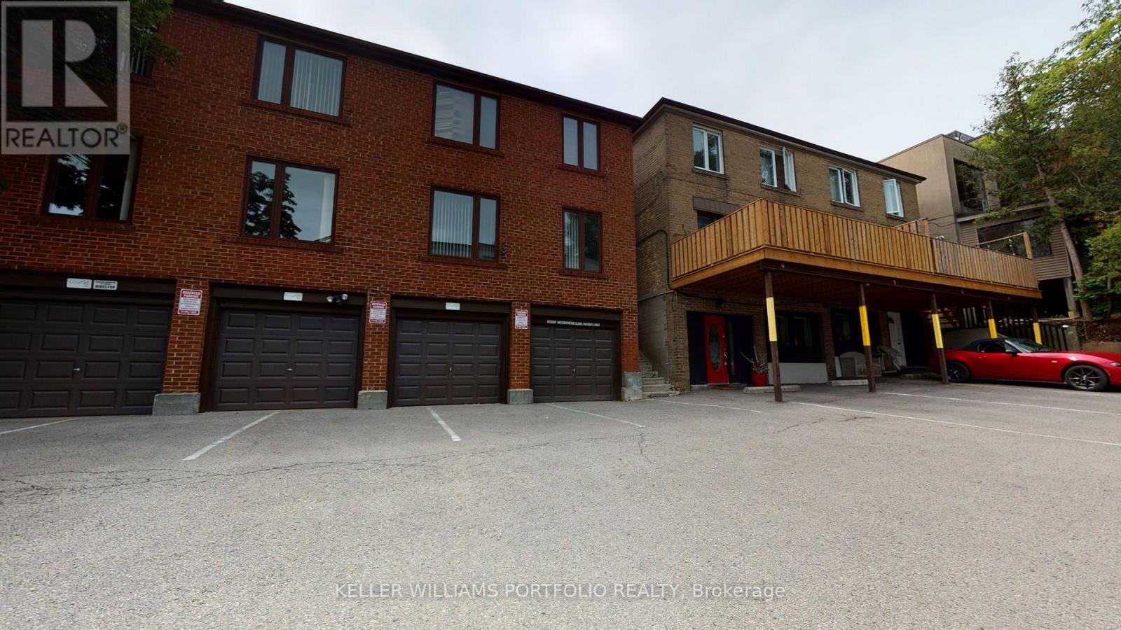 5 - 546 EGLINTON AVENUE E - Photo 5