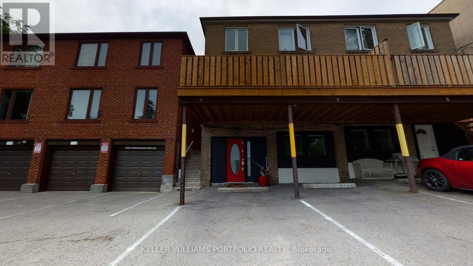 5 - 546 EGLINTON AVENUE E - Photo 6