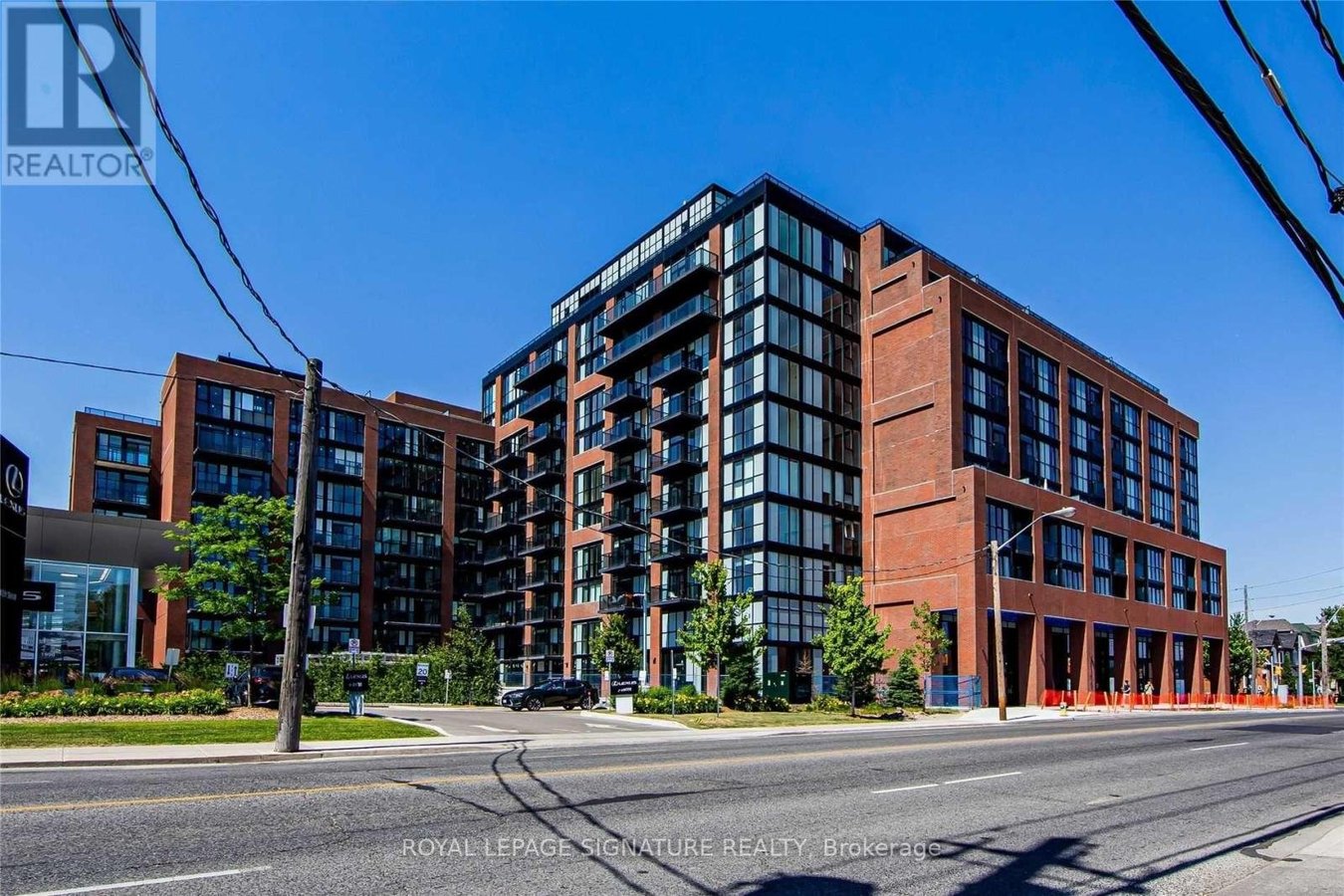706 - 2300 ST CLAIR AVENUE W - Photo 1
