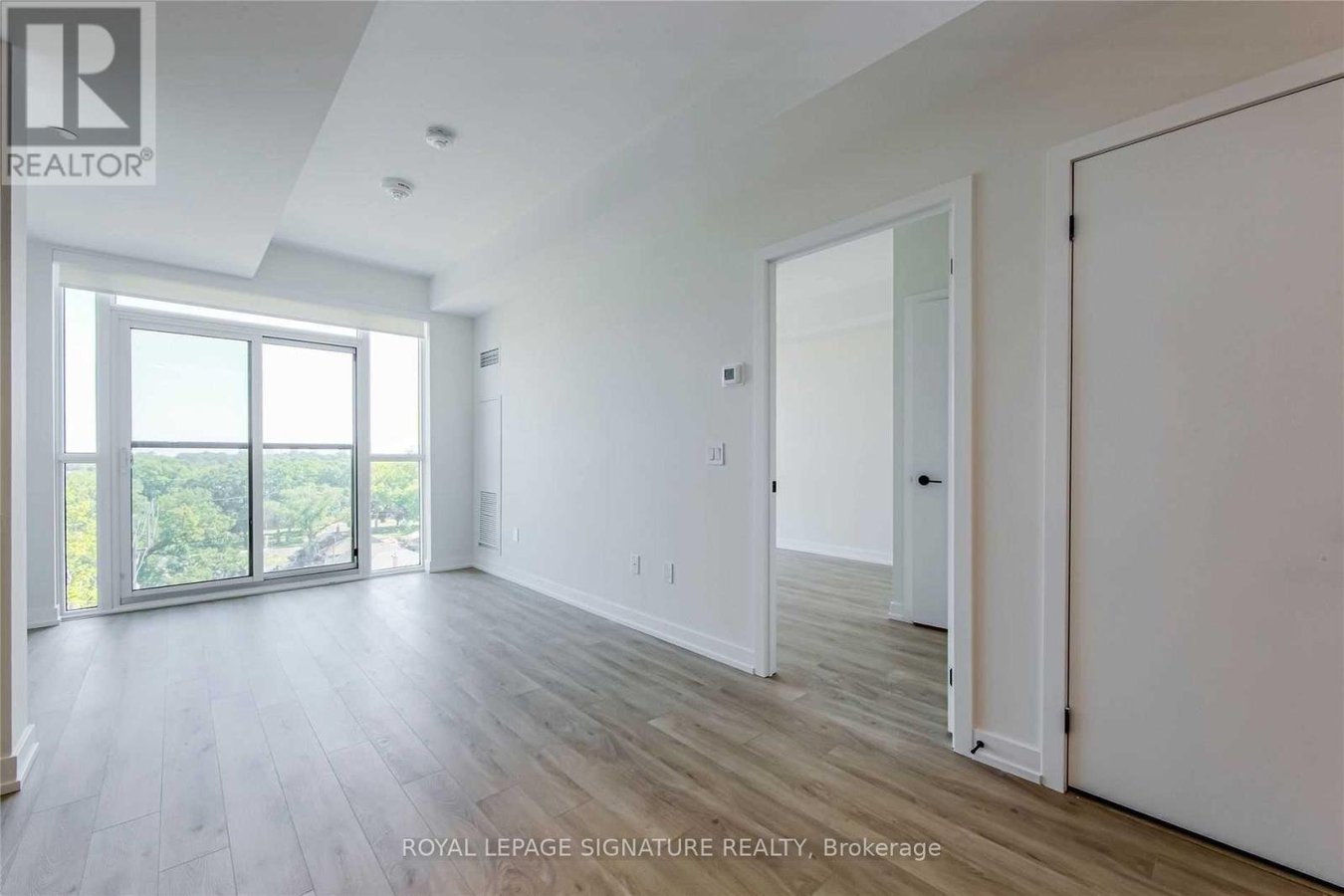 706 - 2300 ST CLAIR AVENUE W - Photo 7