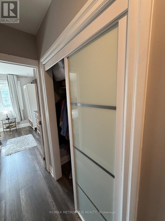 MAIN & UPPER - 383 COXWELL AVENUE - Photo 3
