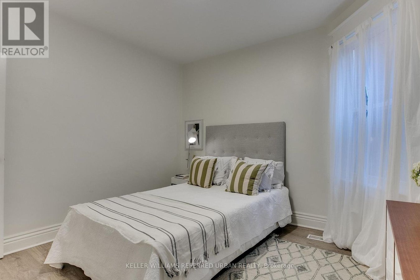 MAIN - 17 WADE AVENUE - Photo 8