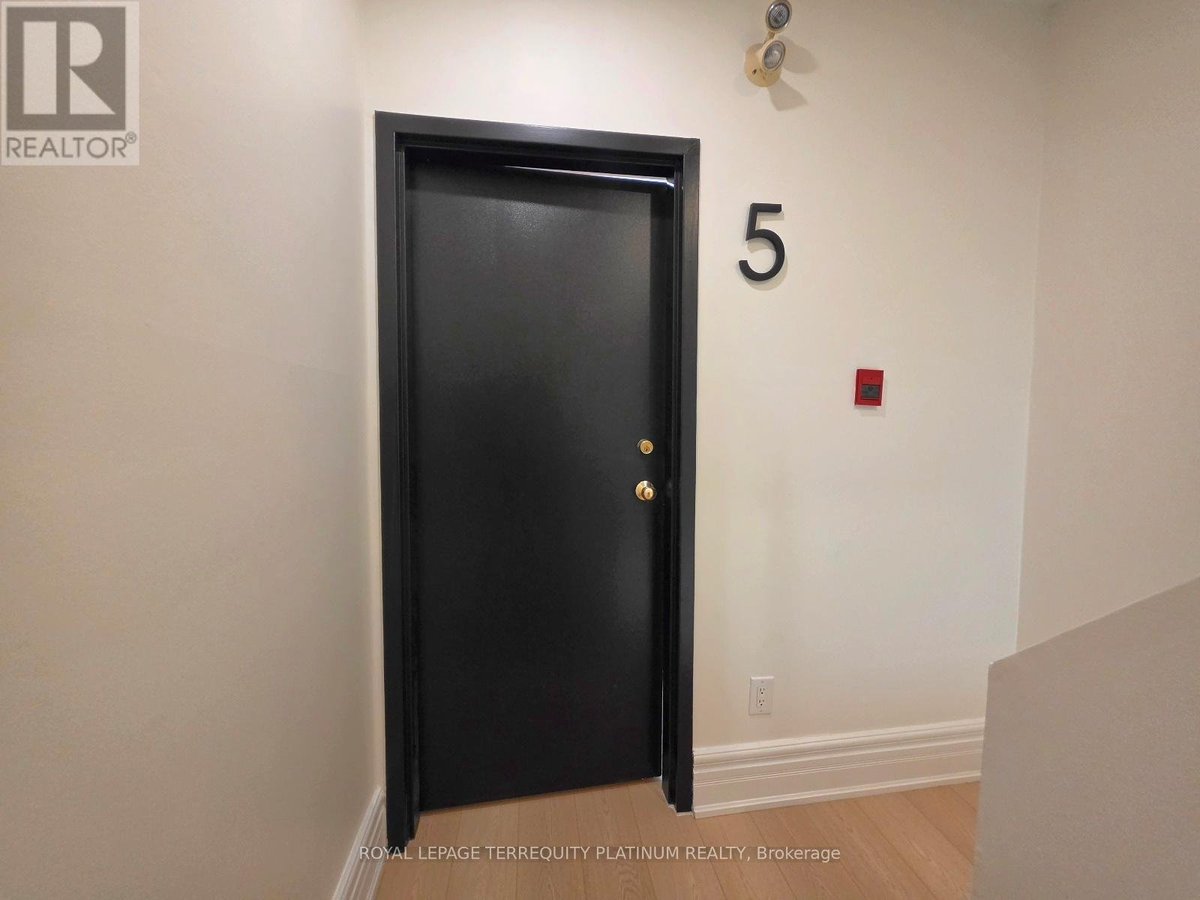 5/ 2ND FLOOR - 11 BEACONSFIELD AVENUE - Photo 6
