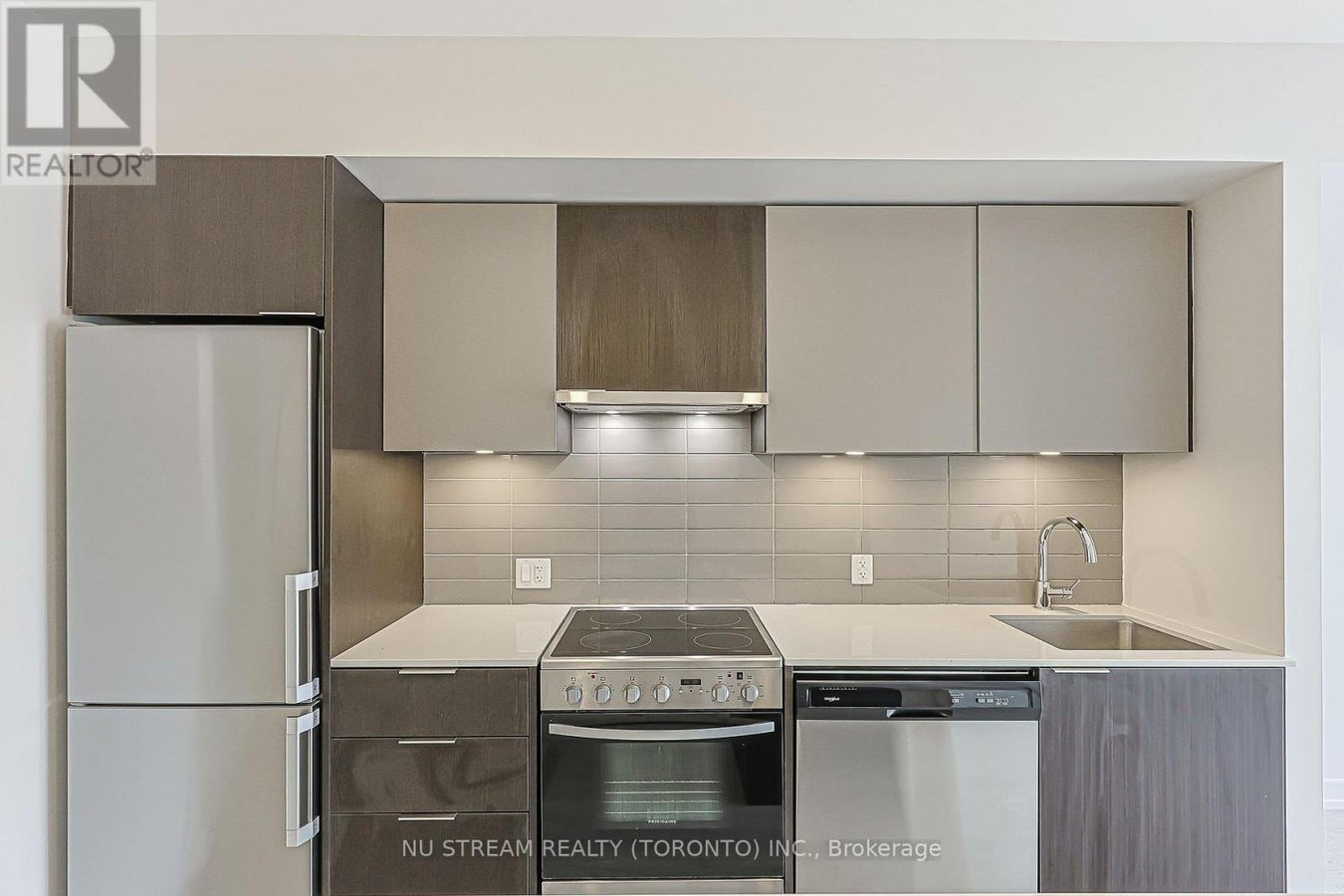 905 - 203 COLLEGE STREET - Photo 8