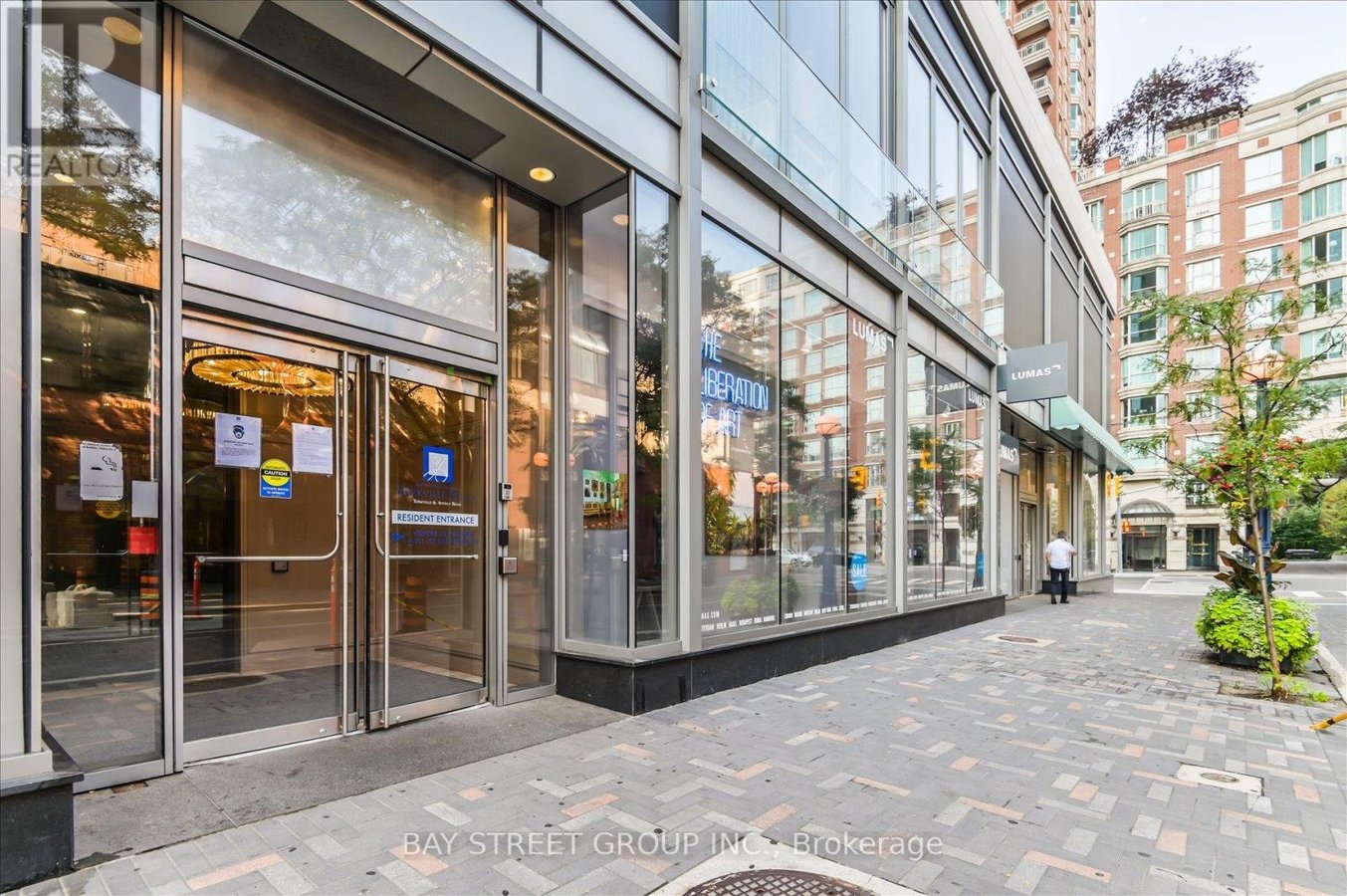 2815 - 155 YORKVILLE AVENUE - Photo 2