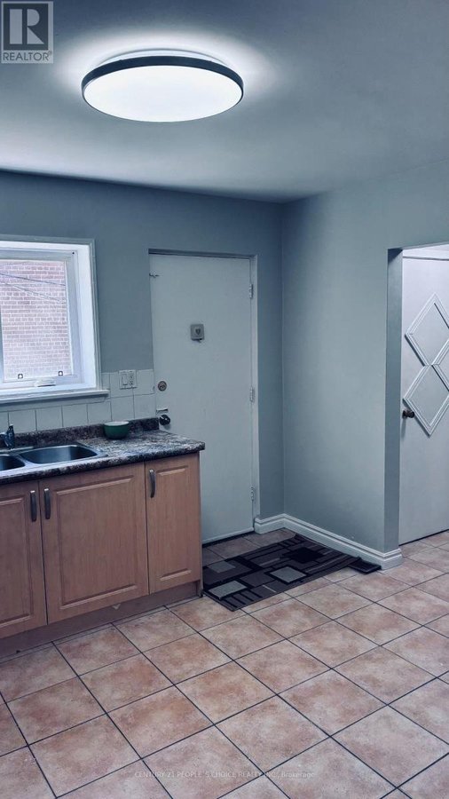 A- MAIN FLOOR - 812 ELLESMERE ROAD - Photo 6