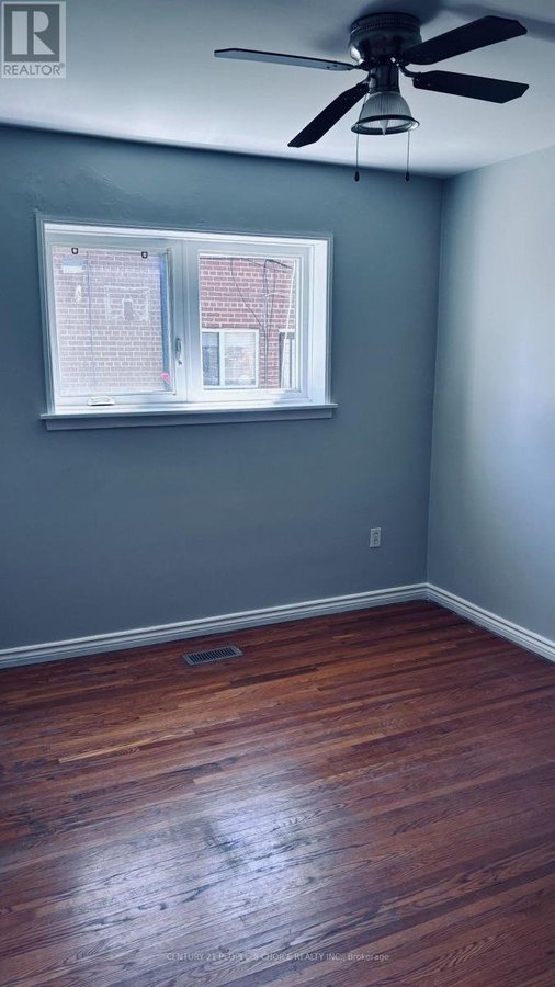 A- MAIN FLOOR - 812 ELLESMERE ROAD - Photo 15
