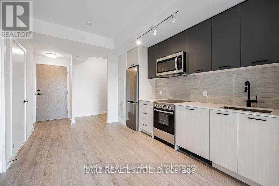 415 - 2300 ST CLAIR AVENUE W - Photo 4