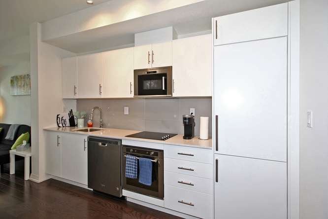 460 Adelaide Street East - Photo 14