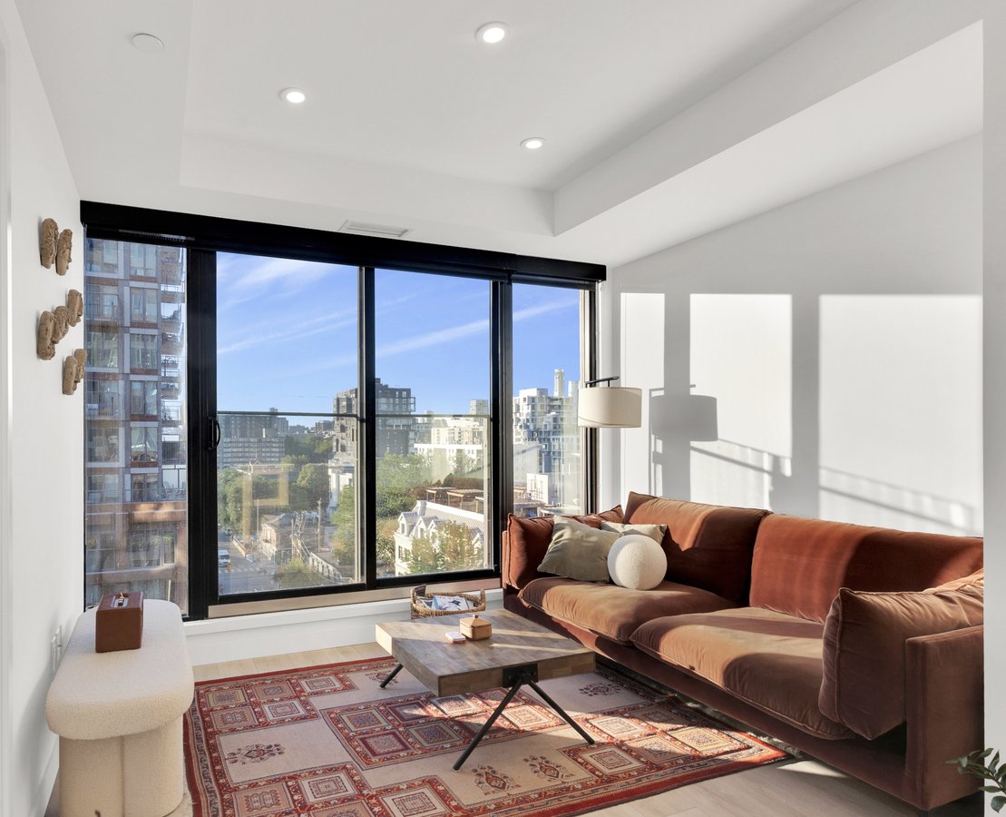 505 Richmond Street West - Photo 1