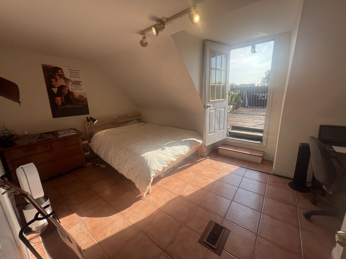 214 Montrose Avenue - Photo 6