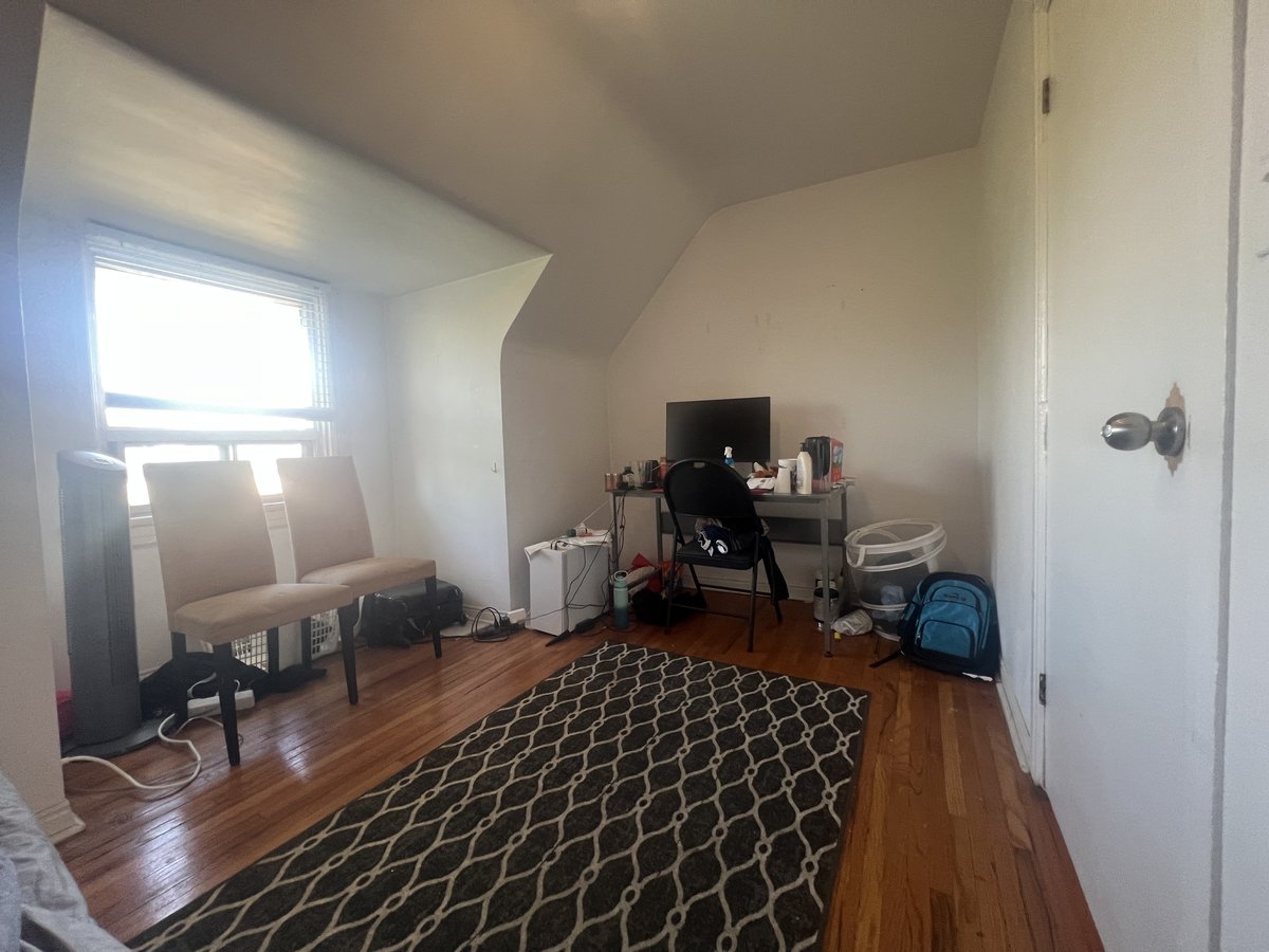214 Montrose Avenue - Photo 7