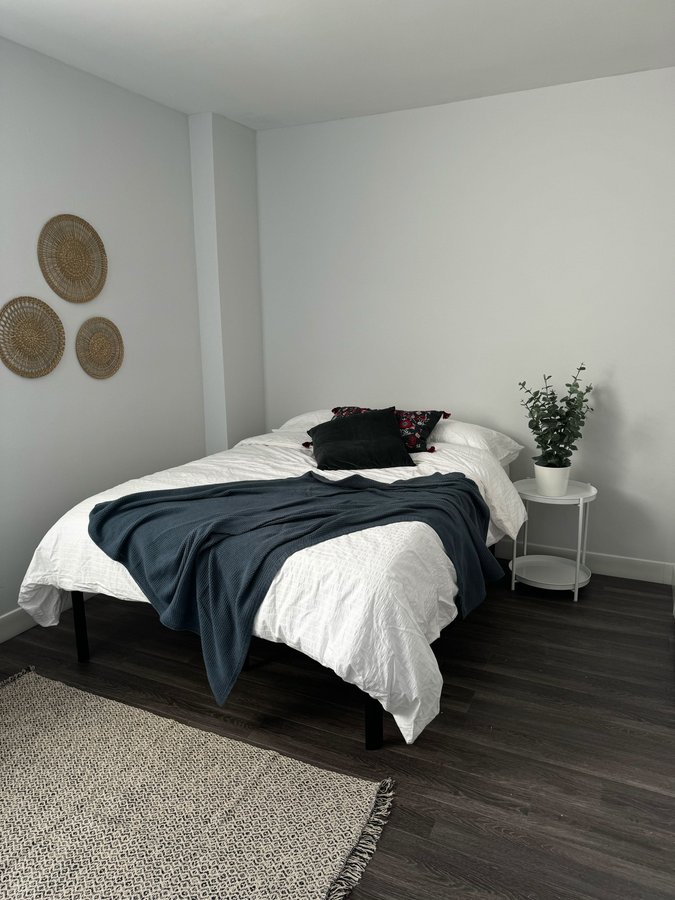 100 Wellesley Street East - Photo 4