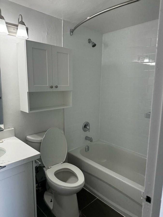 100 Wellesley Street East - Photo 5