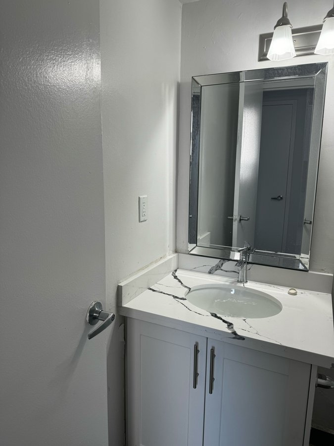 100 Wellesley Street East - Photo 6