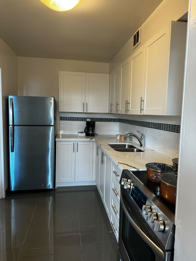 100 Wellesley Street East - Photo 7