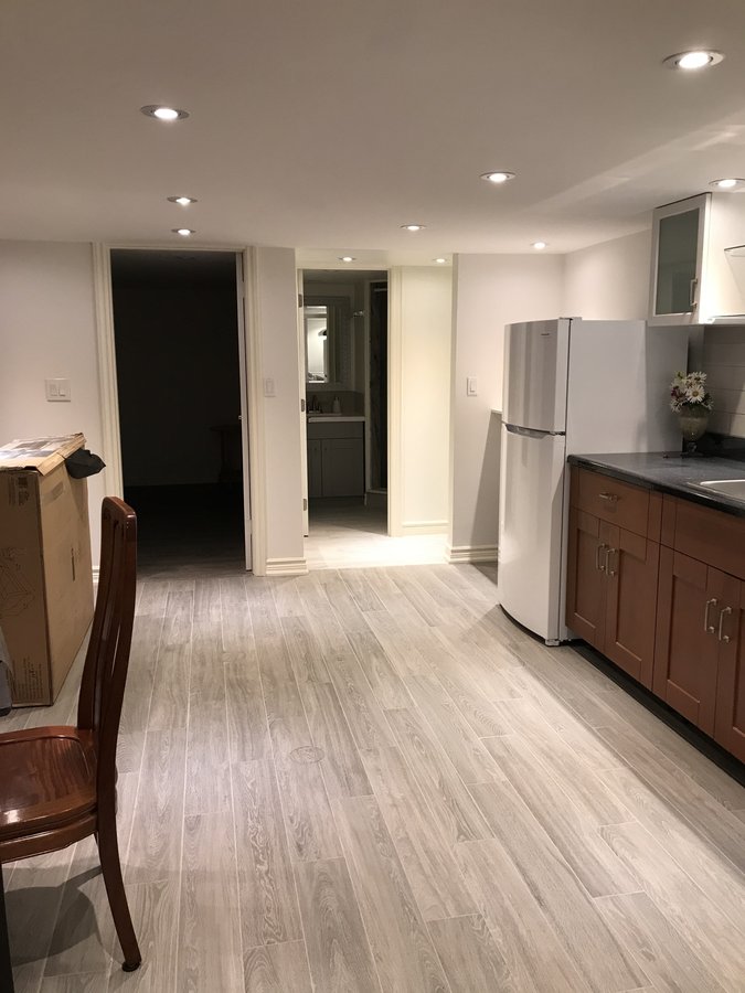 284 Eglinton Avenue West - Photo 2