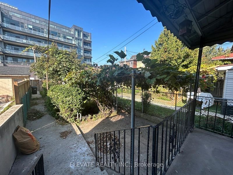 78 Givins Street - Photo 14