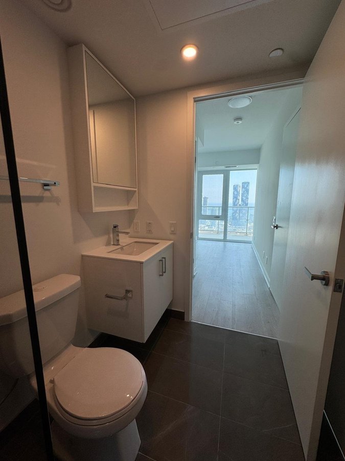 89 Queen Street East - Photo 2