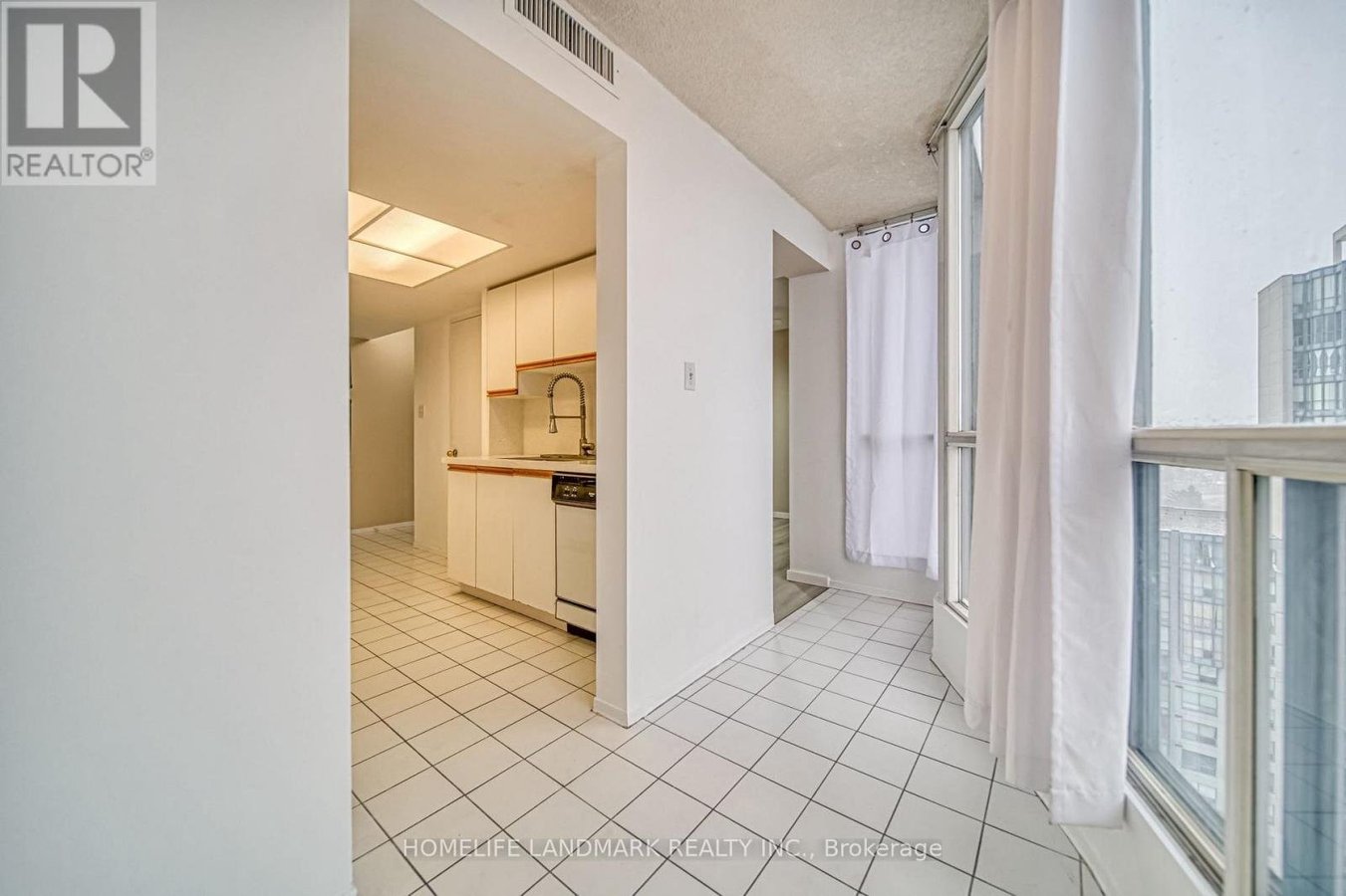 1802 - 1470 MIDLAND AVENUE - Photo 17
