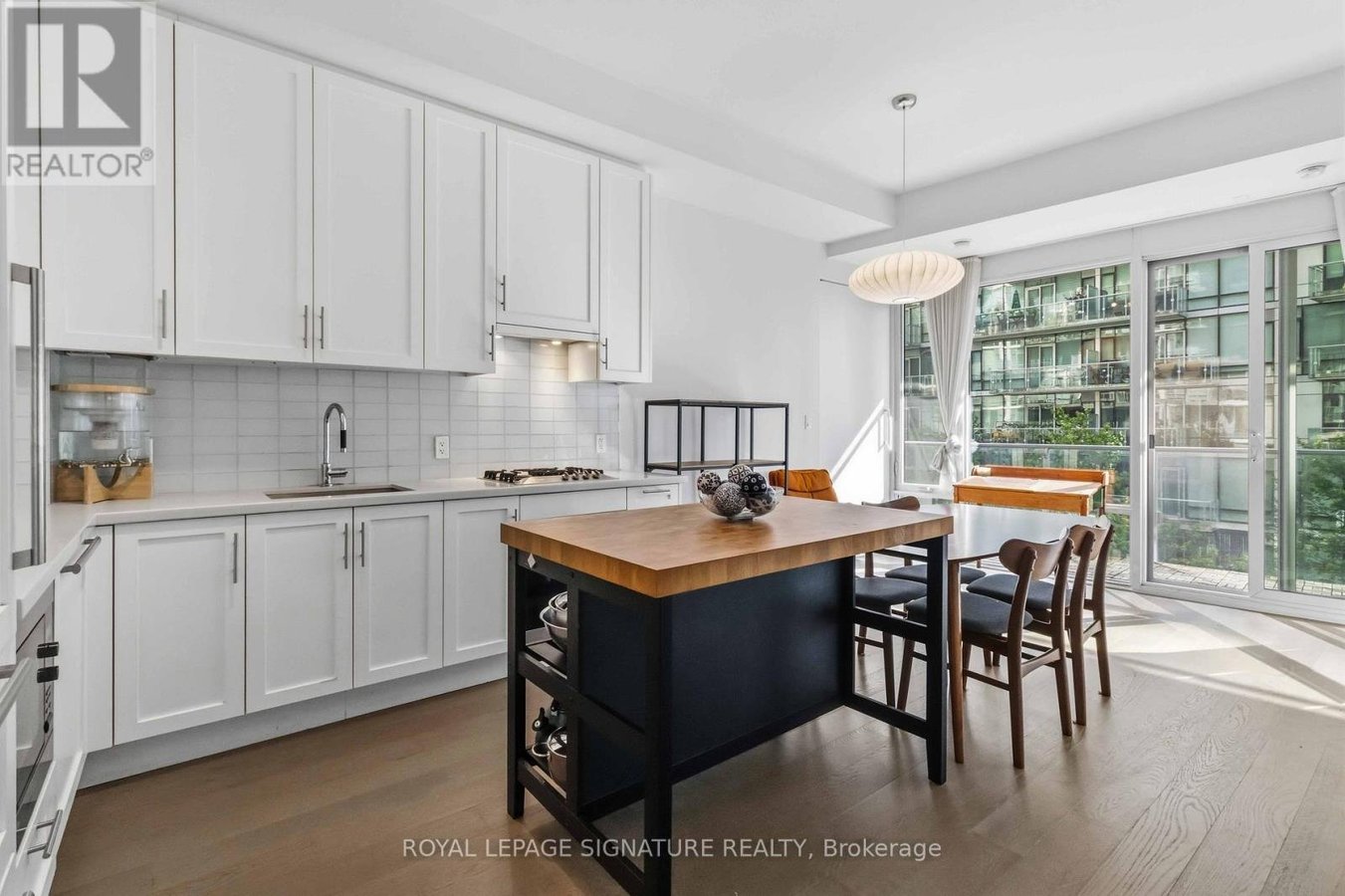 518 - 29 QUEENS QUAY E - Photo 1