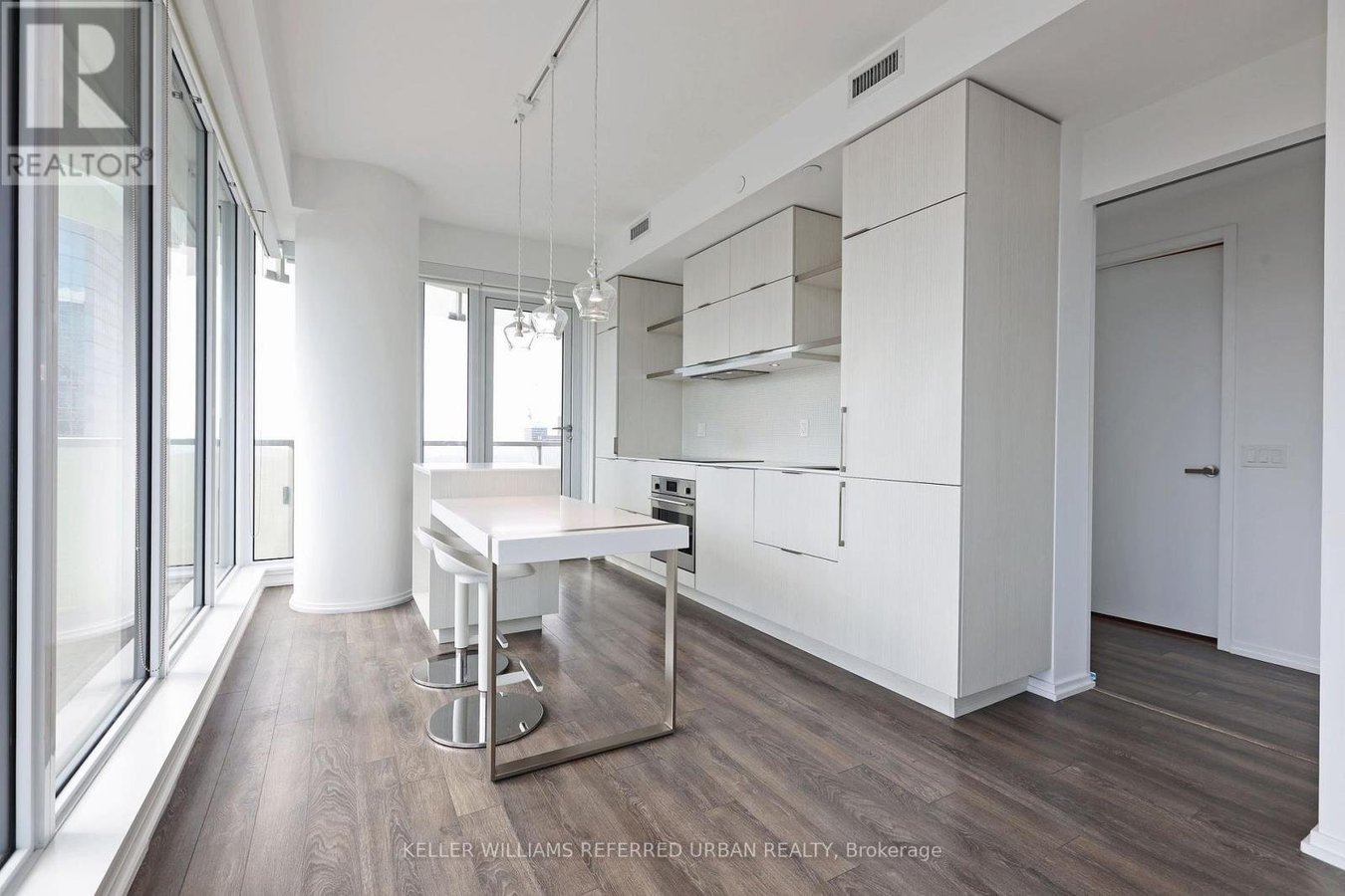 3009 - 197 YONGE STREET - Photo 5