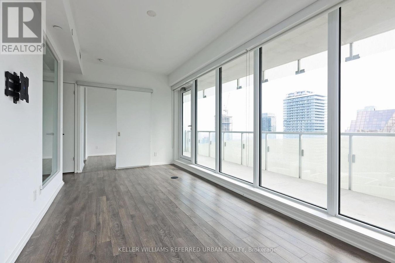 3009 - 197 YONGE STREET - Photo 7