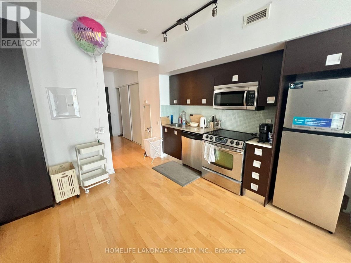 1604 - 33 CHARLES STREET E - Photo 14