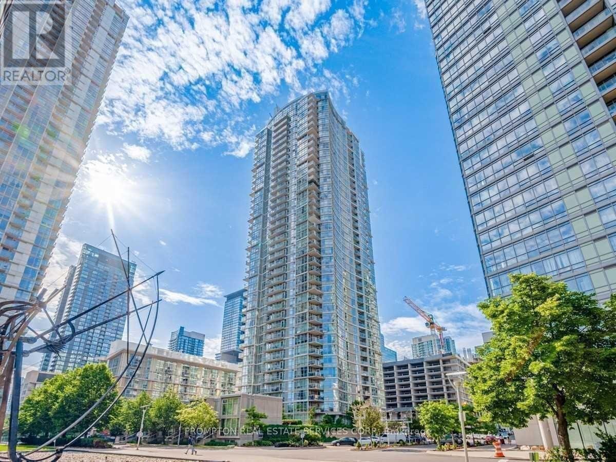 2708 - 10 NAVY WHARF COURT - Photo 1