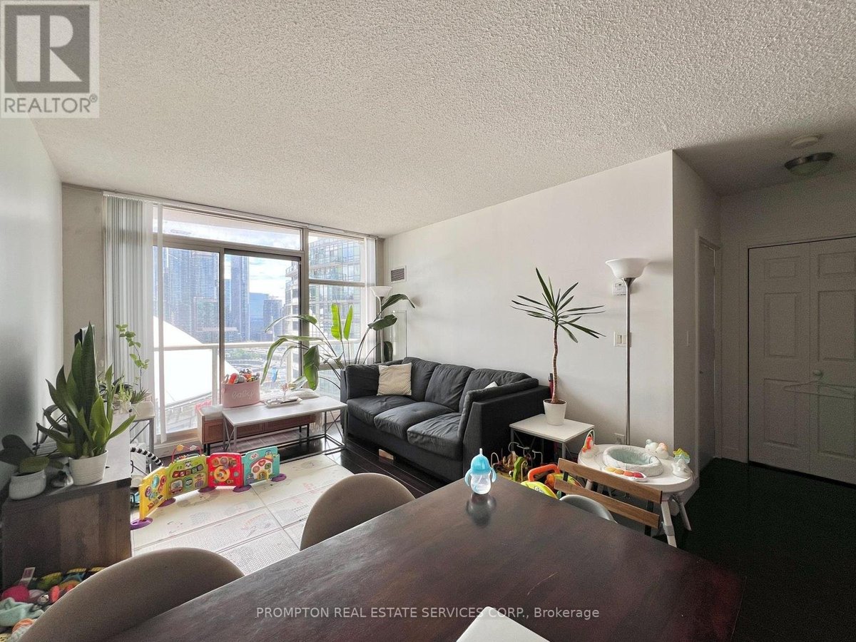 2708 - 10 NAVY WHARF COURT - Photo 3