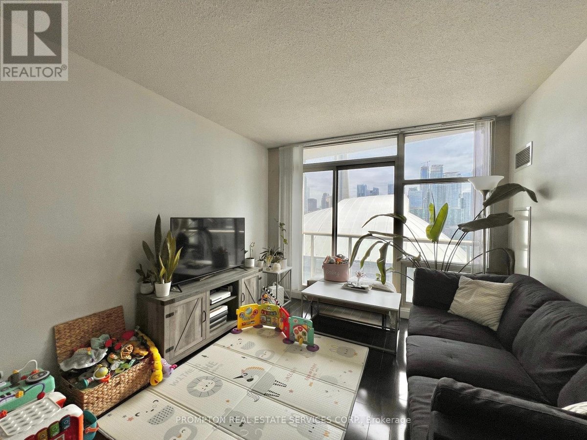 2708 - 10 NAVY WHARF COURT - Photo 5