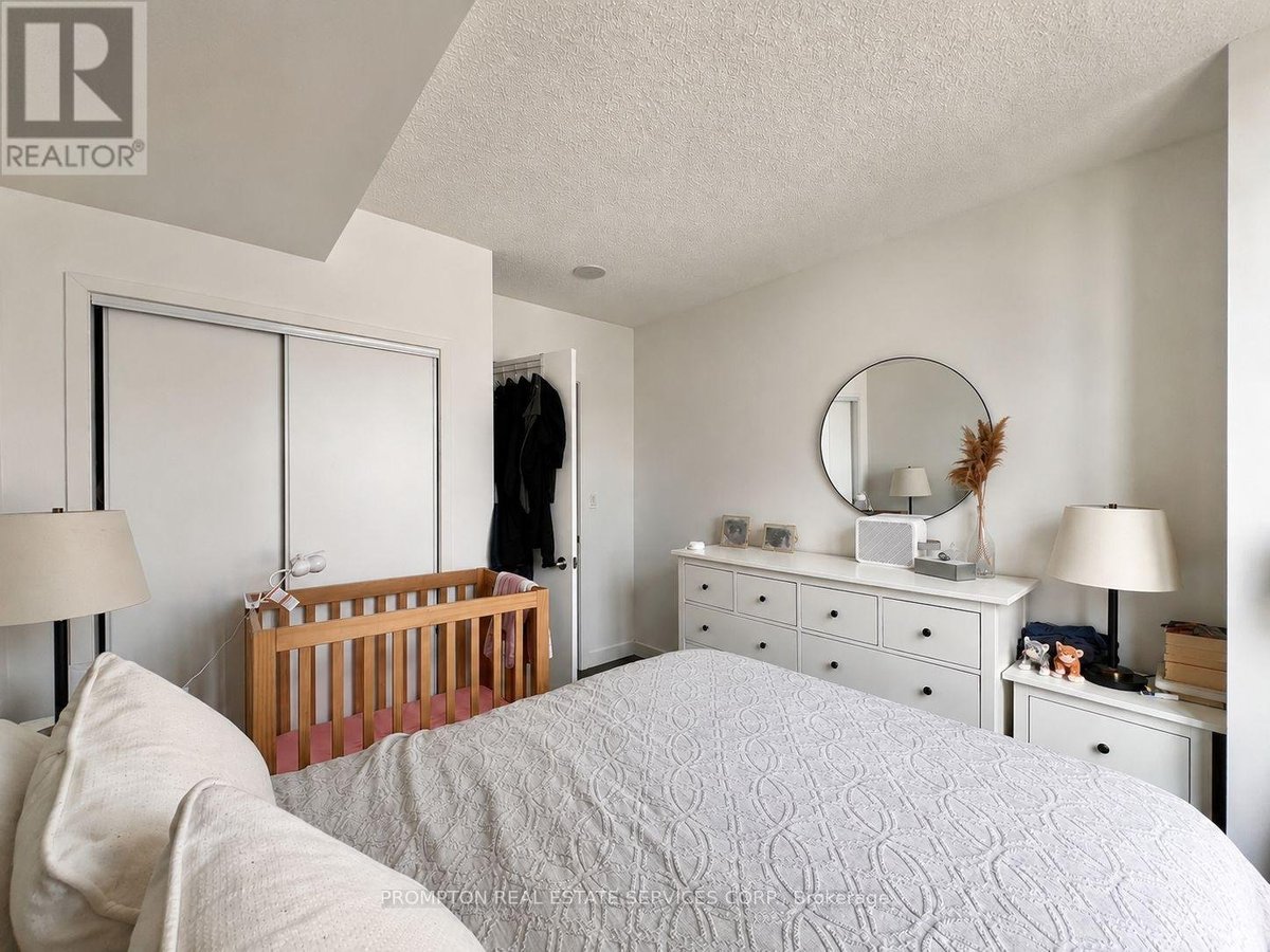 2708 - 10 NAVY WHARF COURT - Photo 16