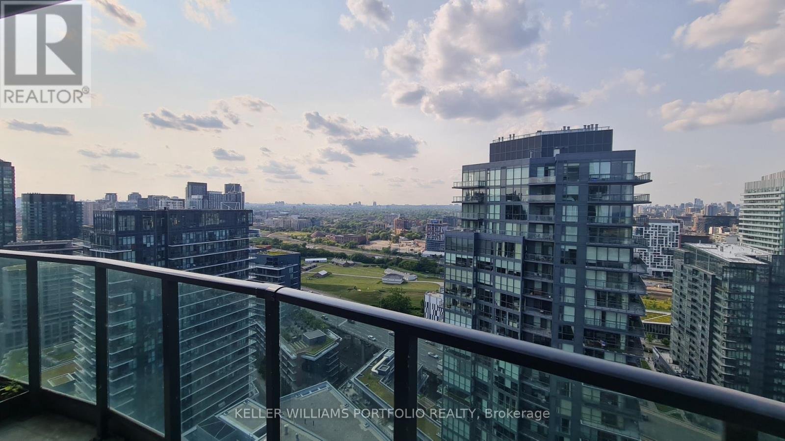 3001 - 600 FLEET STREET - Photo 1