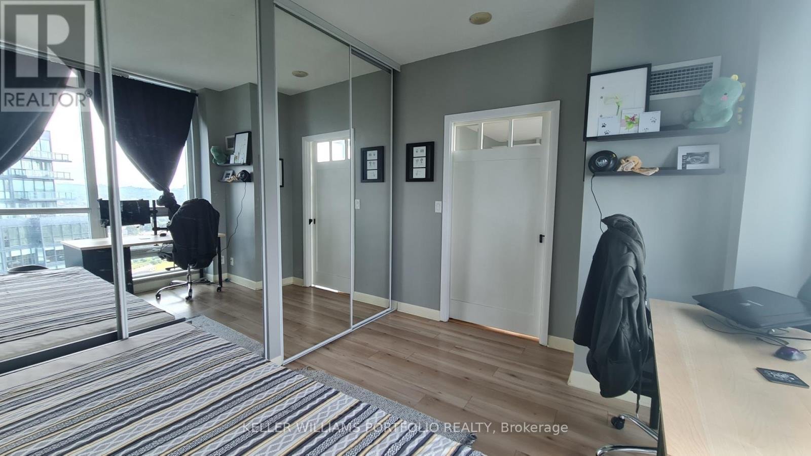 3001 - 600 FLEET STREET - Photo 3