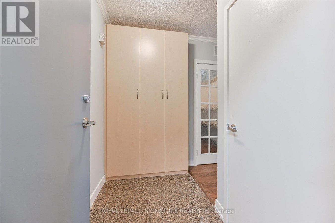 1102 - 5 MARINER TERRACE - Photo 4